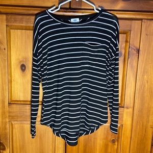 Old Navy Black and White Stripe Women’s Long Sleeve Shirt